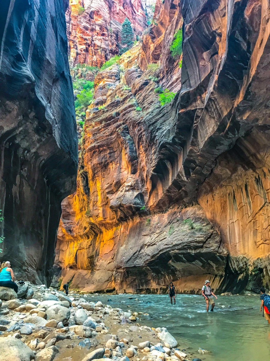 hiking the narrows in november